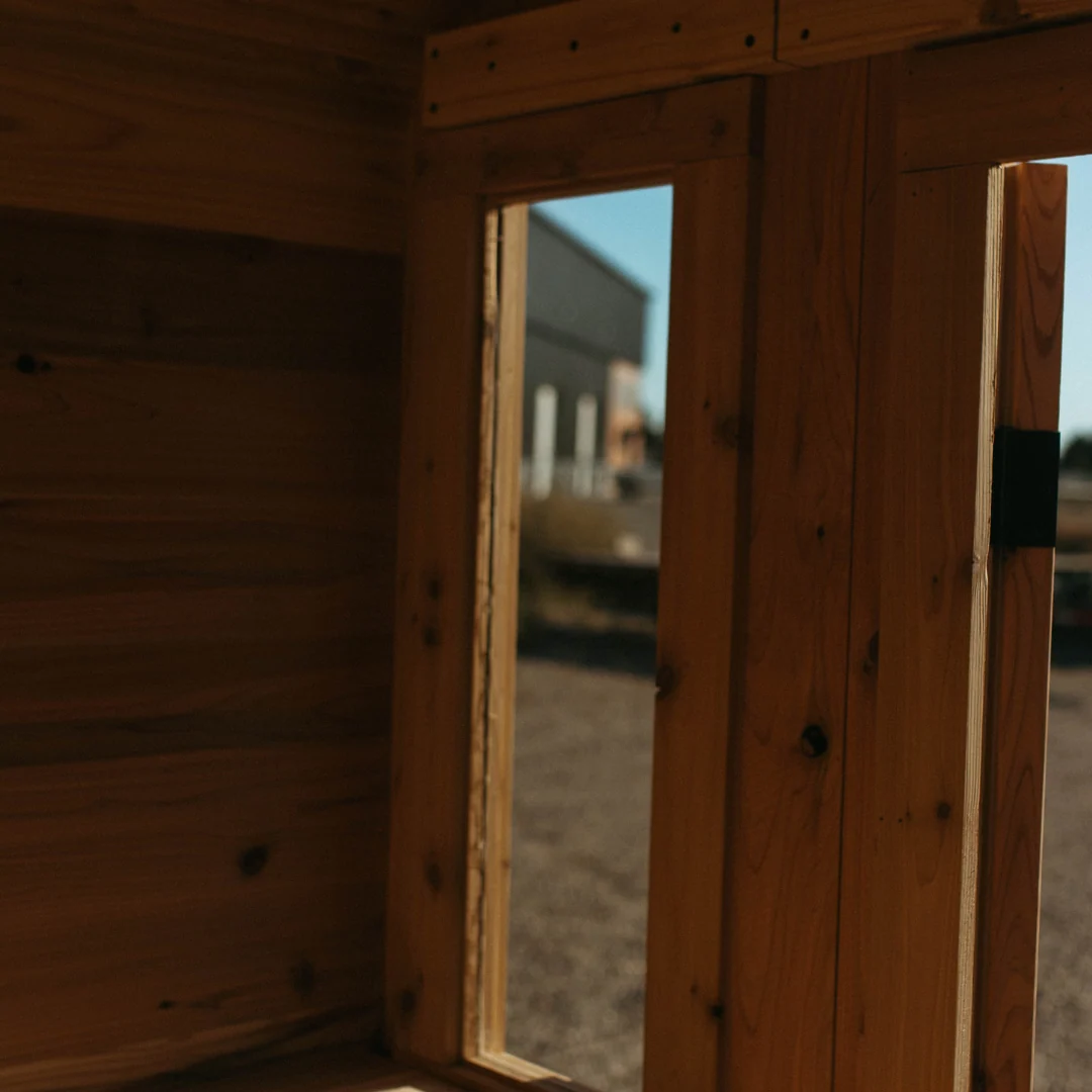 The Sweat Cabin Deluxe (6 Person) - Image 9